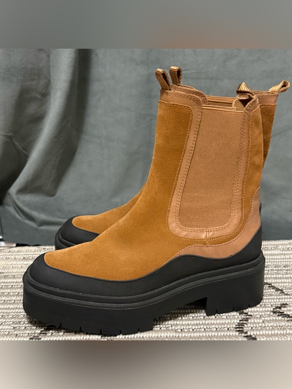 Sam Edelman Lulia Nubuck Caramel Suede Chunky Boot Women's Size 9 Chelsea - Picture 5 of 12